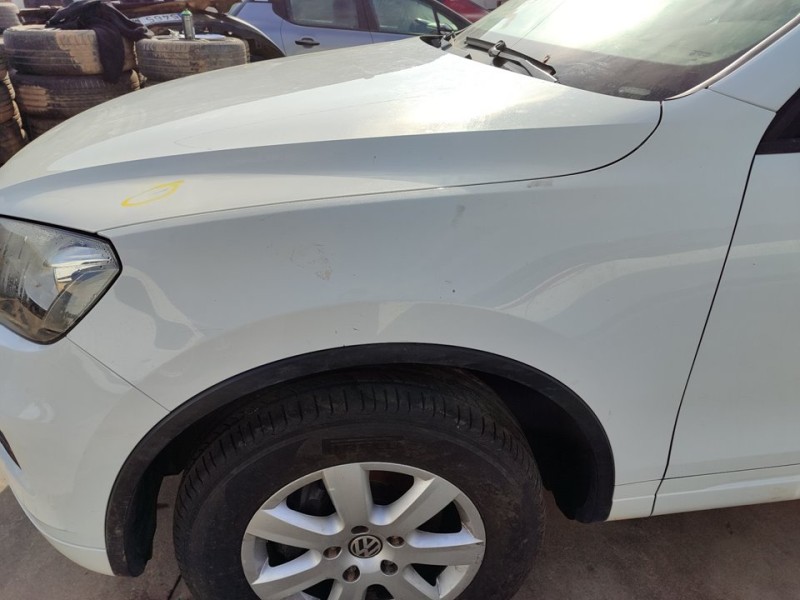 Recambio de aleta delantera izquierda para volkswagen touareg (7p5) v6 tdi bluemotion referencia OEM IAM 7P6821105E  