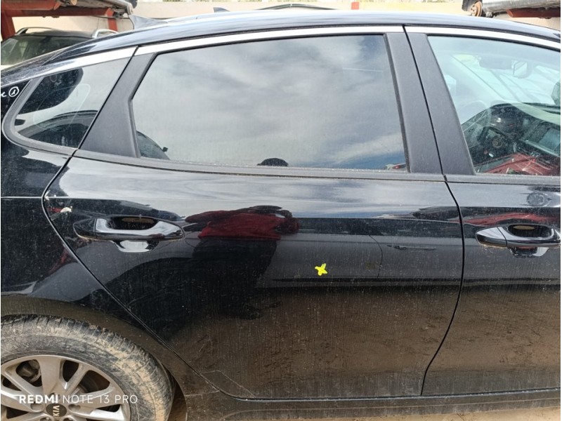 Recambio de puerta trasera derecha para kia optima business referencia OEM IAM 77004D4000  