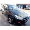 ford focus berlina (cak) del año 2000