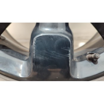 Recambio de llanta para citroën c4 cactus origins referencia OEM IAM 9800494077  