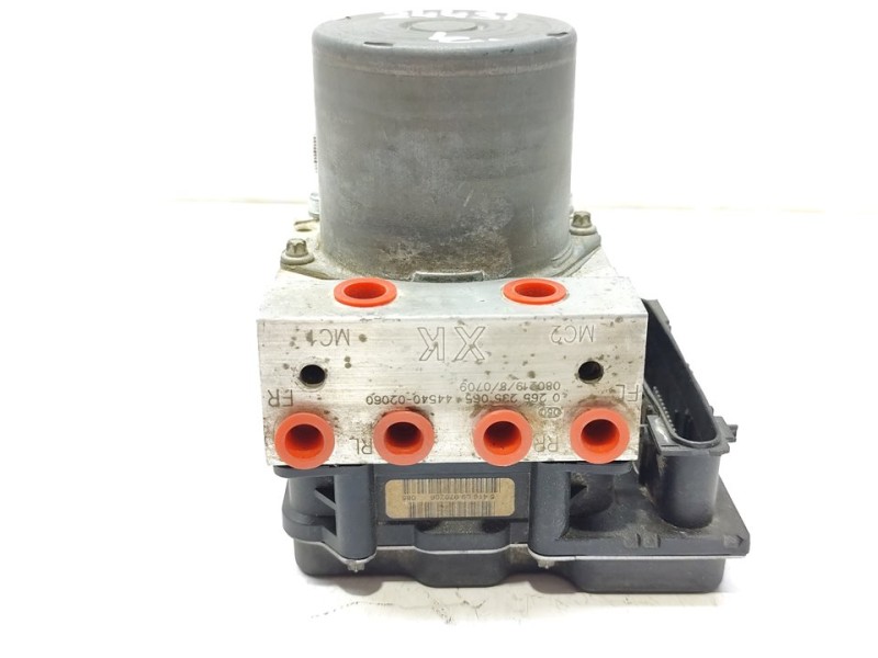 Recambio de abs para toyota auris luna referencia OEM IAM 4454002060  