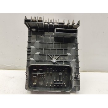 Recambio de caja reles / fusibles para volkswagen caddy ka/kb (2k) furg. referencia OEM IAM 1K0937125A  