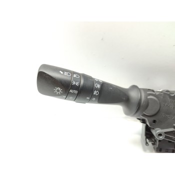 Recambio de mando multifuncion para toyota auris hybrid business referencia OEM IAM 8414002720  