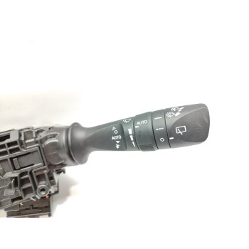 Recambio de mando multifuncion para toyota auris hybrid business referencia OEM IAM 8414002720  