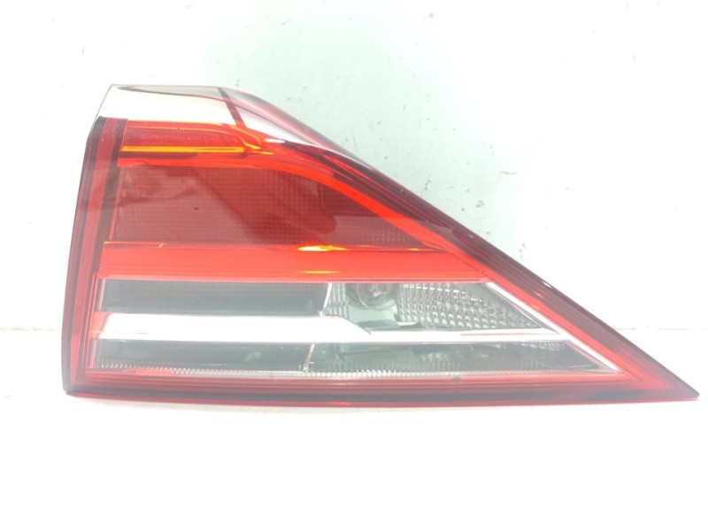 Recambio de piloto trasero derecho interior para audi a1 sportback (gba) 25 tfsi advanced referencia OEM IAM 82A945076  