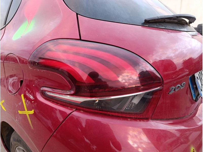 Recambio de piloto trasero izquierdo para peugeot 208 active referencia OEM IAM 9810343080  