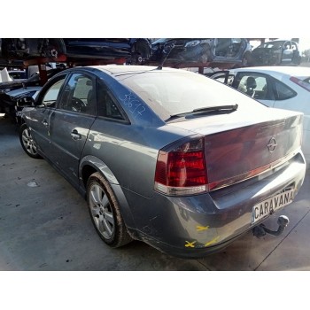opel vectra c berlina del año 2005