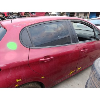 Recambio de puerta trasera derecha para peugeot 208 active referencia OEM IAM 9671907480  