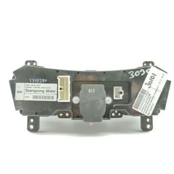 Recambio de mando climatizador para ssangyong korando crystal 4x2 referencia OEM IAM 6871034101  