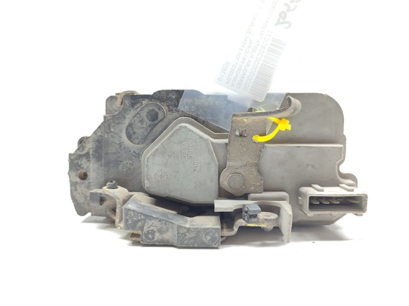 Recambio de cerradura puerta trasera derecha para peugeot 306 break boulebard referencia OEM IAM 913856  