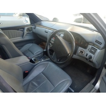 mercedes-benz clase e (w210) berlina del año 1997