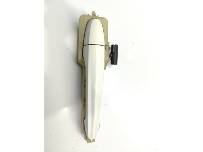 Recambio de maneta exterior delantera derecha para ssangyong korando crystal 4x2 referencia OEM IAM 7244034002  