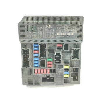 CAJA RELES / FUSIBLES 284B74JW1B 