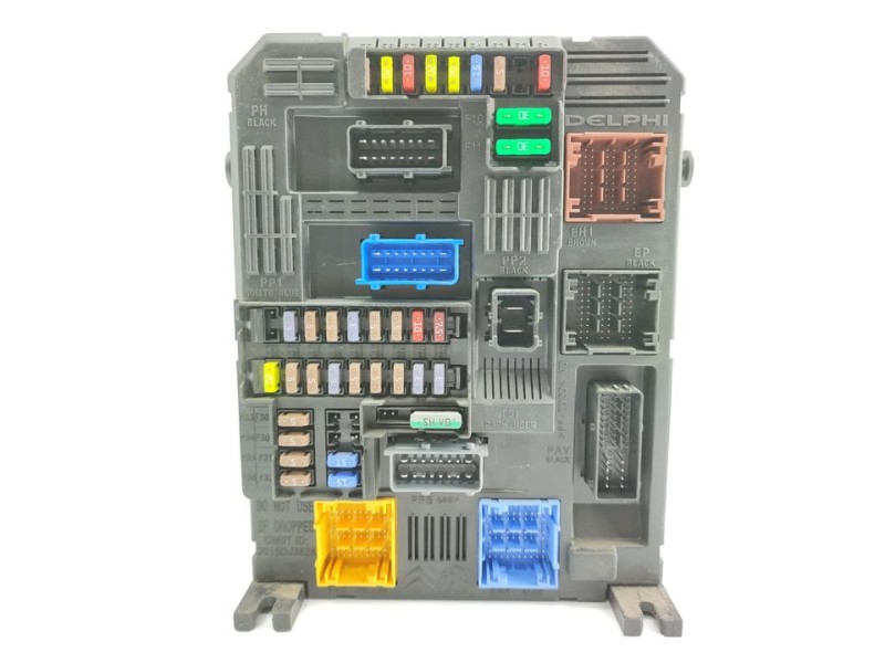 Recambio de caja reles / fusibles para peugeot rifter allure standard referencia OEM IAM 983070768000  