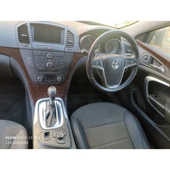 opel insignia sports tourer del año 2011