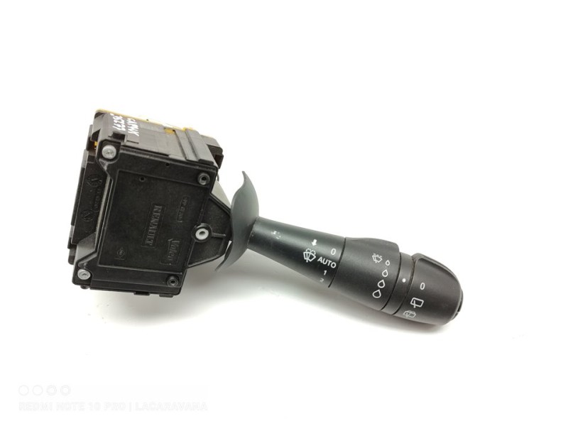 Recambio de mando limpia para renault captur adventure referencia OEM IAM 8201168016  