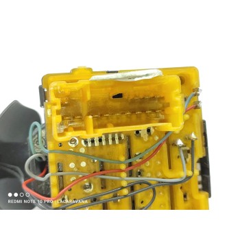 Recambio de mando limpia para renault captur adventure referencia OEM IAM 8201168016  