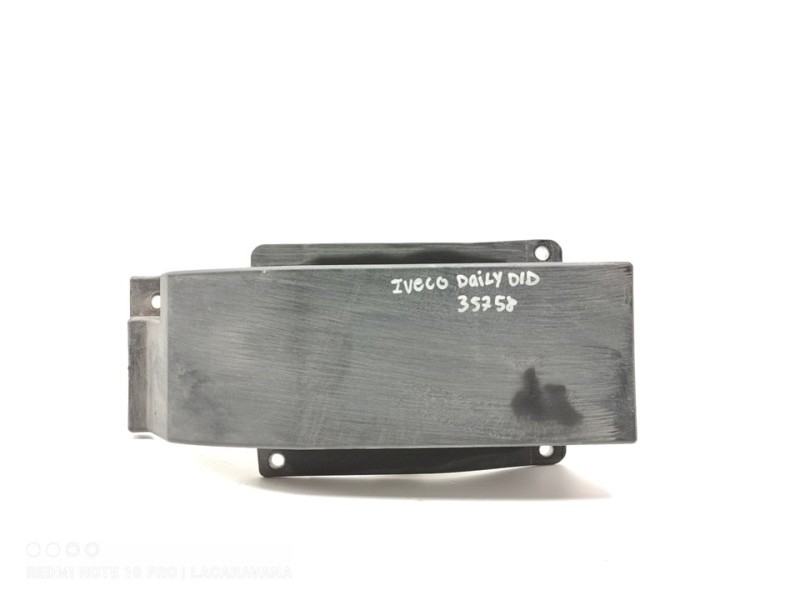 Recambio de moldura para iveco daily furgón fg 33 s ... v batalla 3520 referencia OEM IAM 5801521537  