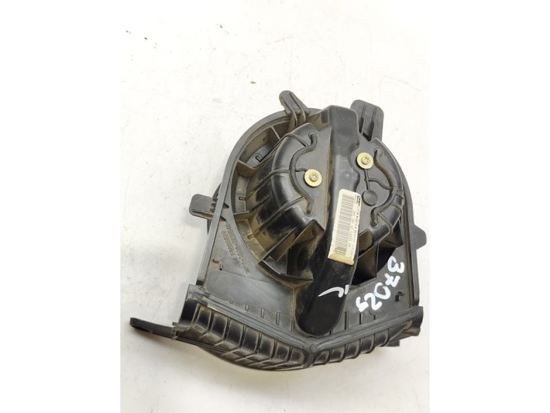 Recambio de ventilador calefaccion para renault scenic ii authentique referencia OEM IAM 7701056598  