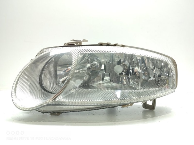 Recambio de faro izquierdo para alfa romeo 147 (190) 1.9 jtd impression referencia OEM IAM 46826196  