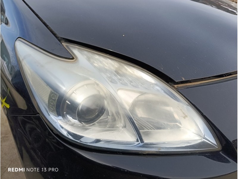 Recambio de faro derecho para toyota prius (nhw30) eco referencia OEM IAM 8113047252  