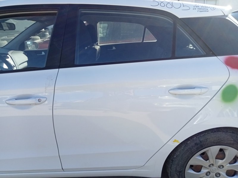 Recambio de puerta trasera izquierda para hyundai i20 essence referencia OEM IAM 77003C8000  