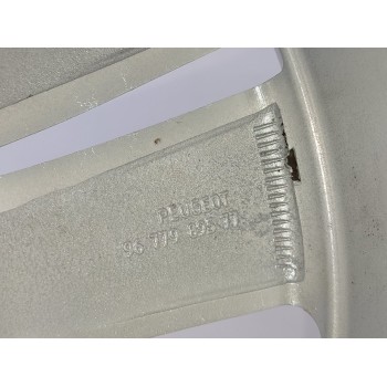 Recambio de llanta para peugeot 308 style referencia OEM IAM 96779895TW  