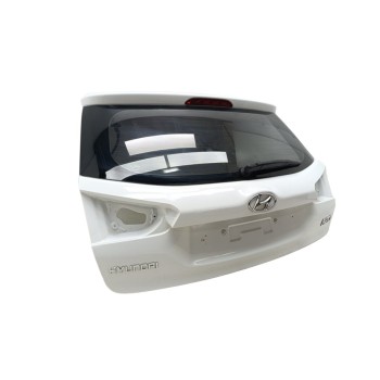Recambio de porton trasero para hyundai i20 basis referencia OEM IAM 73700C8500  