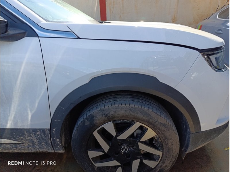 Recambio de aleta delantera derecha para opel mokka edition referencia OEM IAM 9845206180  