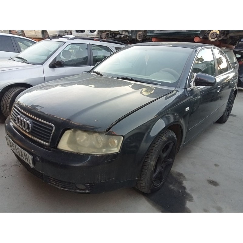 AUDI A4 BERLINA (8E)