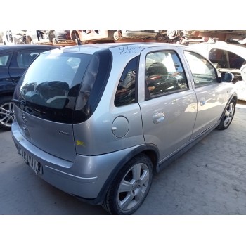 opel corsa c del año 2004