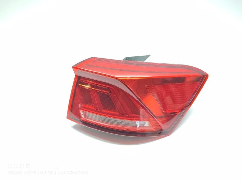 Recambio de piloto trasero derecho para volkswagen t-roc advance referencia OEM IAM 2GA945096  