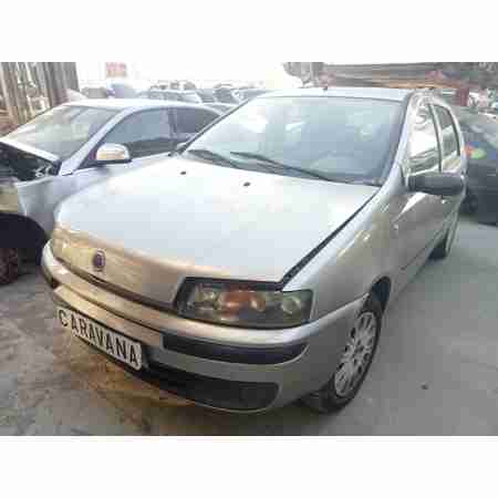 FIAT PUNTO BERLINA (188)