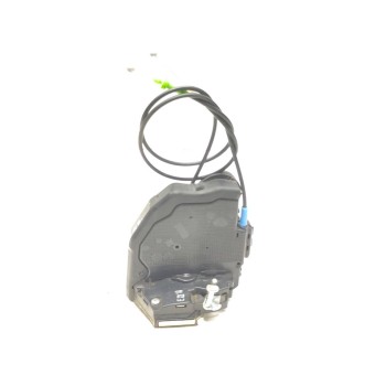 Recambio de cerradura puerta trasera derecha para toyota auris hybrid active business plus referencia OEM IAM 6905005051  