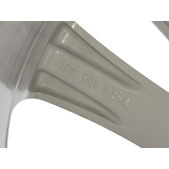 Recambio de llanta para volkswagen cc (358) advance bluemotiontech referencia OEM IAM 3C8601025A  