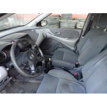 nissan almera tino (v10m) del año 2004