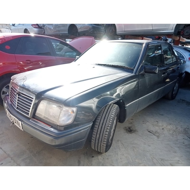 mercedes-benz clase e (w124) berlina del año 1993