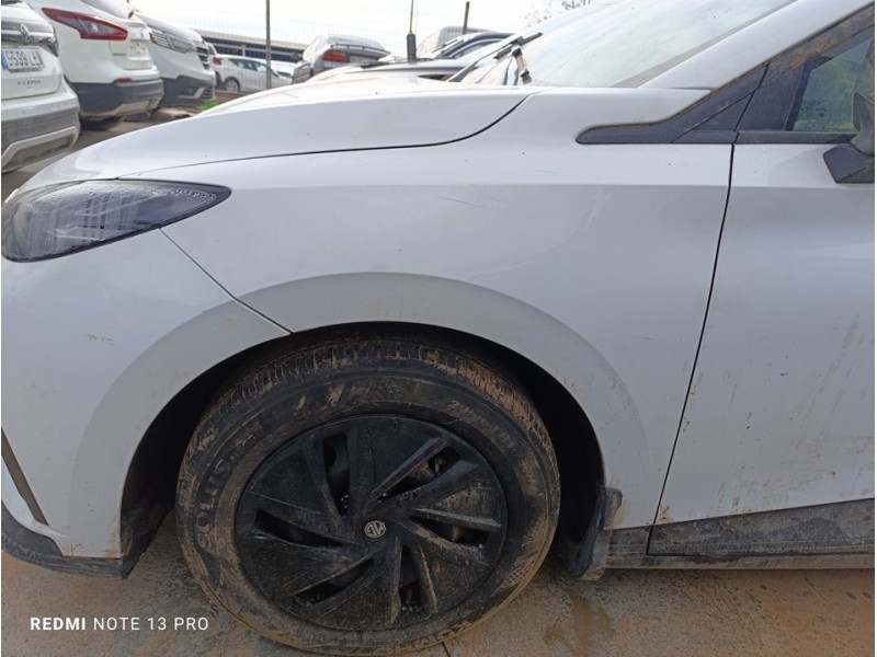 Recambio de aleta delantera izquierda para mg 4 standard referencia OEM IAM 11088801  