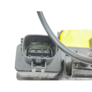 Recambio de cerradura puerta trasera derecha para volvo v50 familiar 2.0 d momentum referencia OEM IAM 8650554  