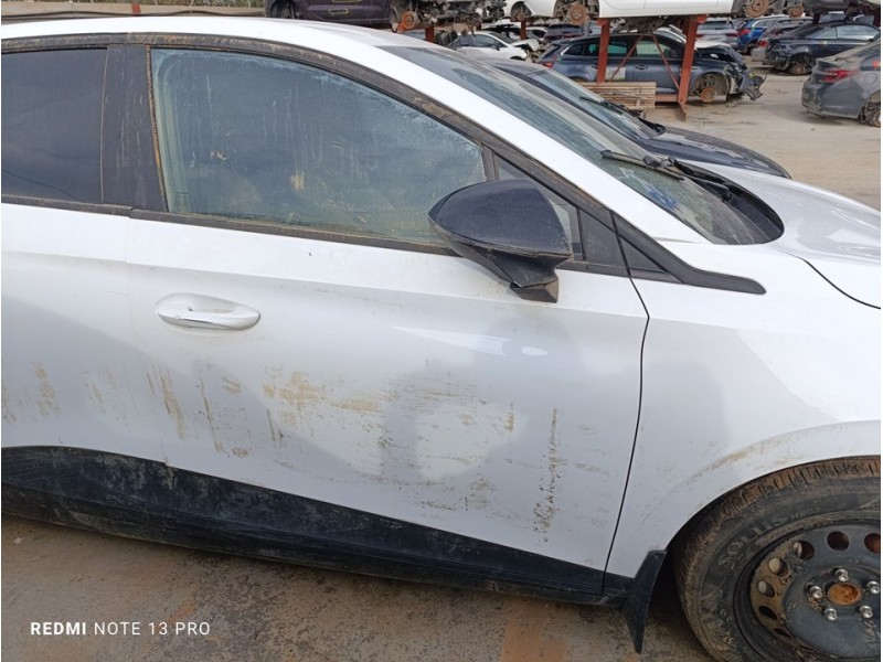 Recambio de puerta delantera derecha para mg 4 standard referencia OEM IAM 11197527  