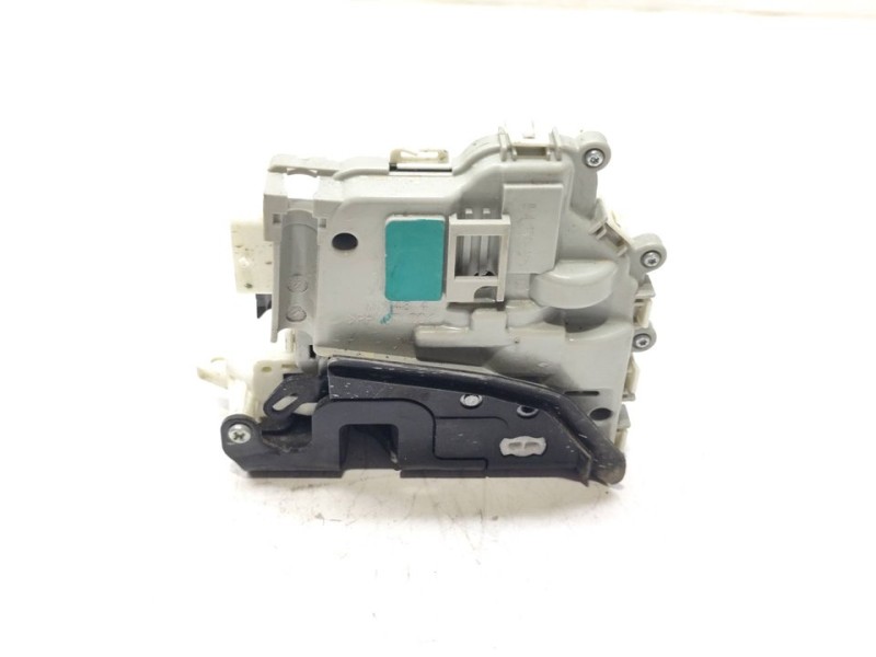 Recambio de cerradura puerta delantera derecha para audi a3 sportback (8va) ambition referencia OEM IAM 8X1837016C  