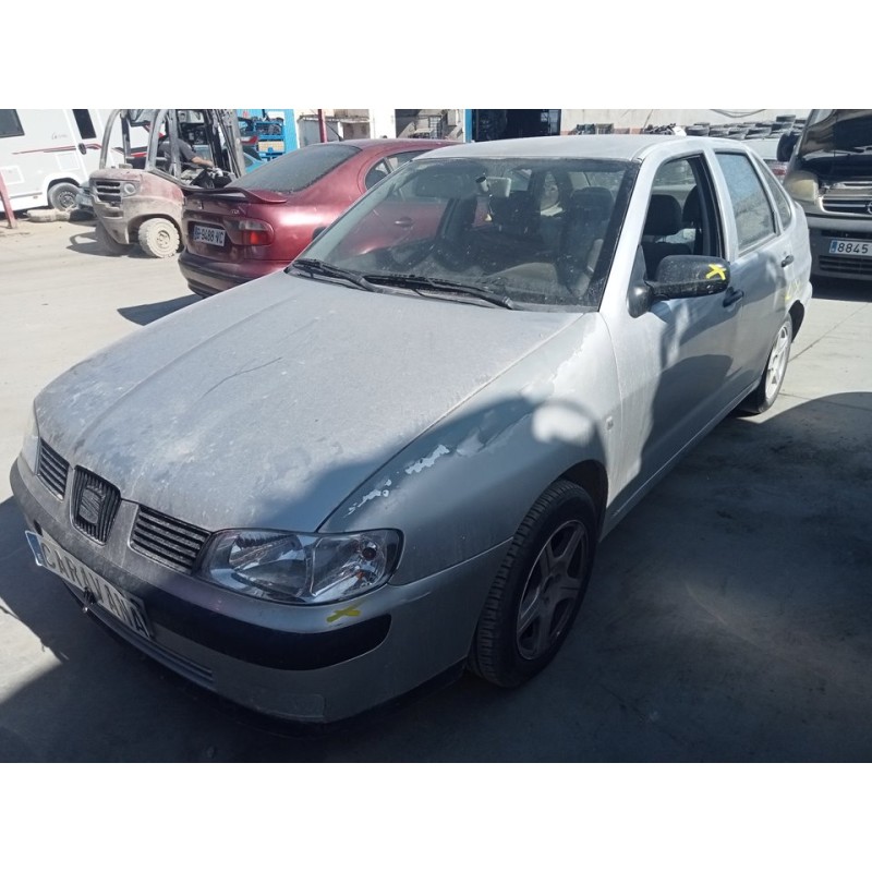 seat cordoba berlina (6k2) del año 2001