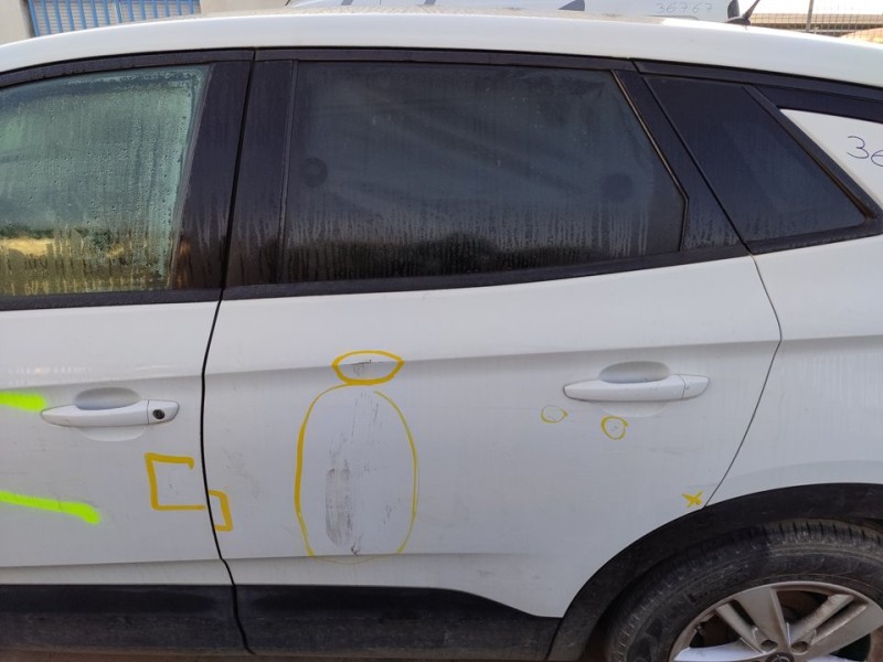 Recambio de puerta trasera izquierda para opel grandland x business referencia OEM IAM YP00119980  