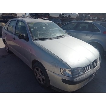 seat cordoba berlina (6k2) del año 2001