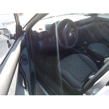 seat leon (1m1) del año 2001