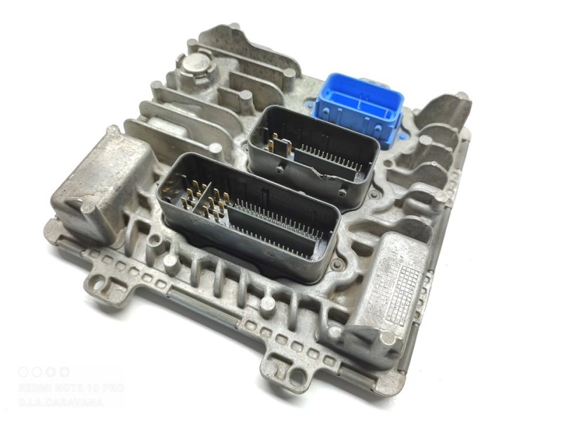 Recambio de centralita motor uce para opel insignia berlina selective referencia OEM IAM 55502472  