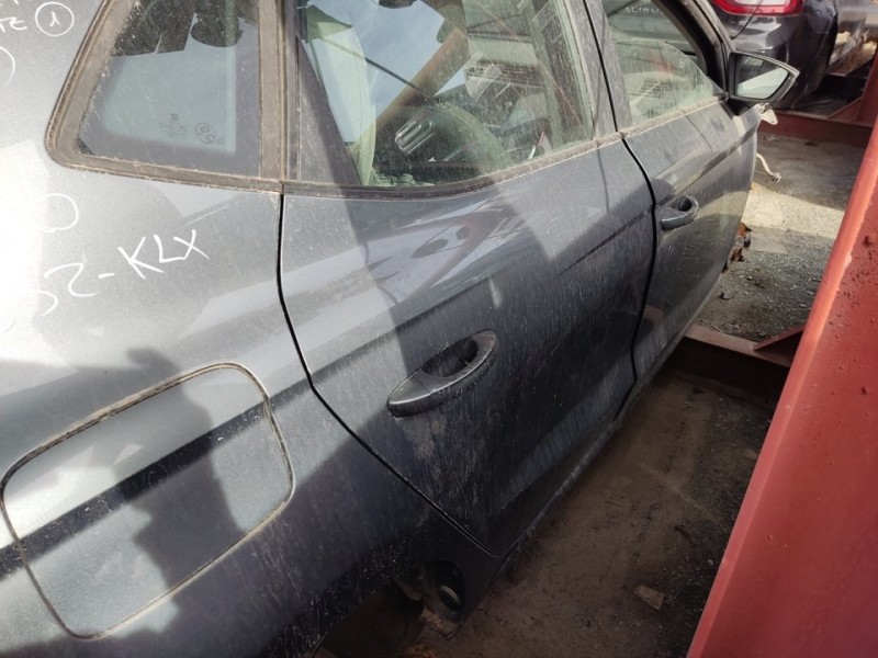 Recambio de puerta trasera derecha para seat ibiza (kj1) style referencia OEM IAM 6F0833052C  