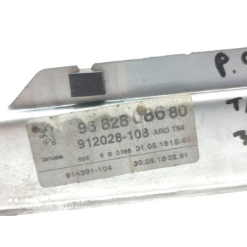 Recambio de elevalunas trasero derecho para peugeot 5008 allure referencia OEM IAM 9682808680  