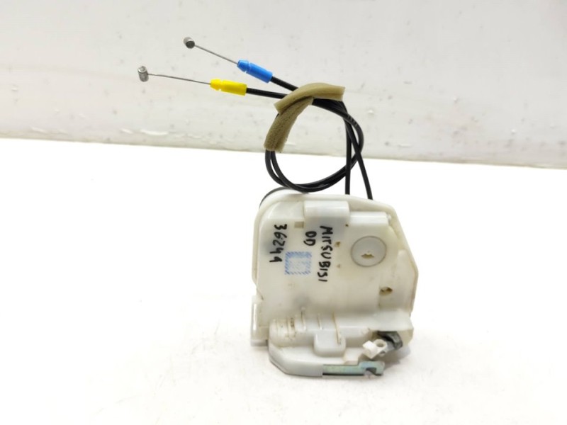 Recambio de cerradura puerta delantera derecha para mitsubishi asx (ga0w) motion 2wd referencia OEM IAM 5715A728  