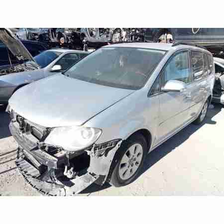 VOLKSWAGEN TOURAN (1T1, 1T2)